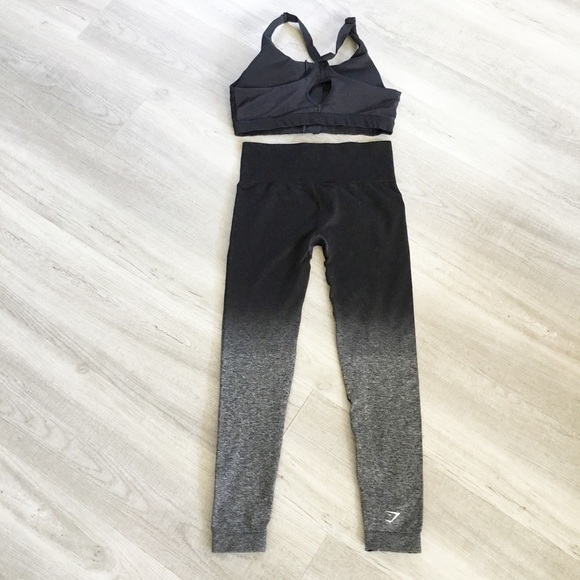 Gymshark Black Leggings & Sports Bra Size Small and M Seamless Ombre - Picture 2 of 3